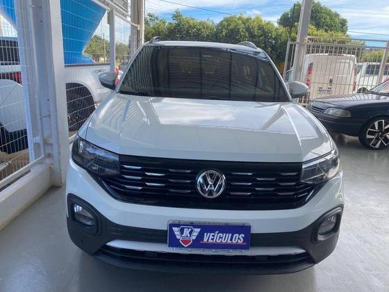 VOLKSWAGEN T-CROSS 1.0 200 TSI TOTAL FLEX COMFORTLINE AUTOMÁTICO